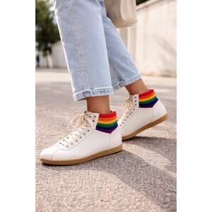 GUCCI Sneakers 9.5 (*READ) Bambi High Tops Rainbow Pride Authentic Designer